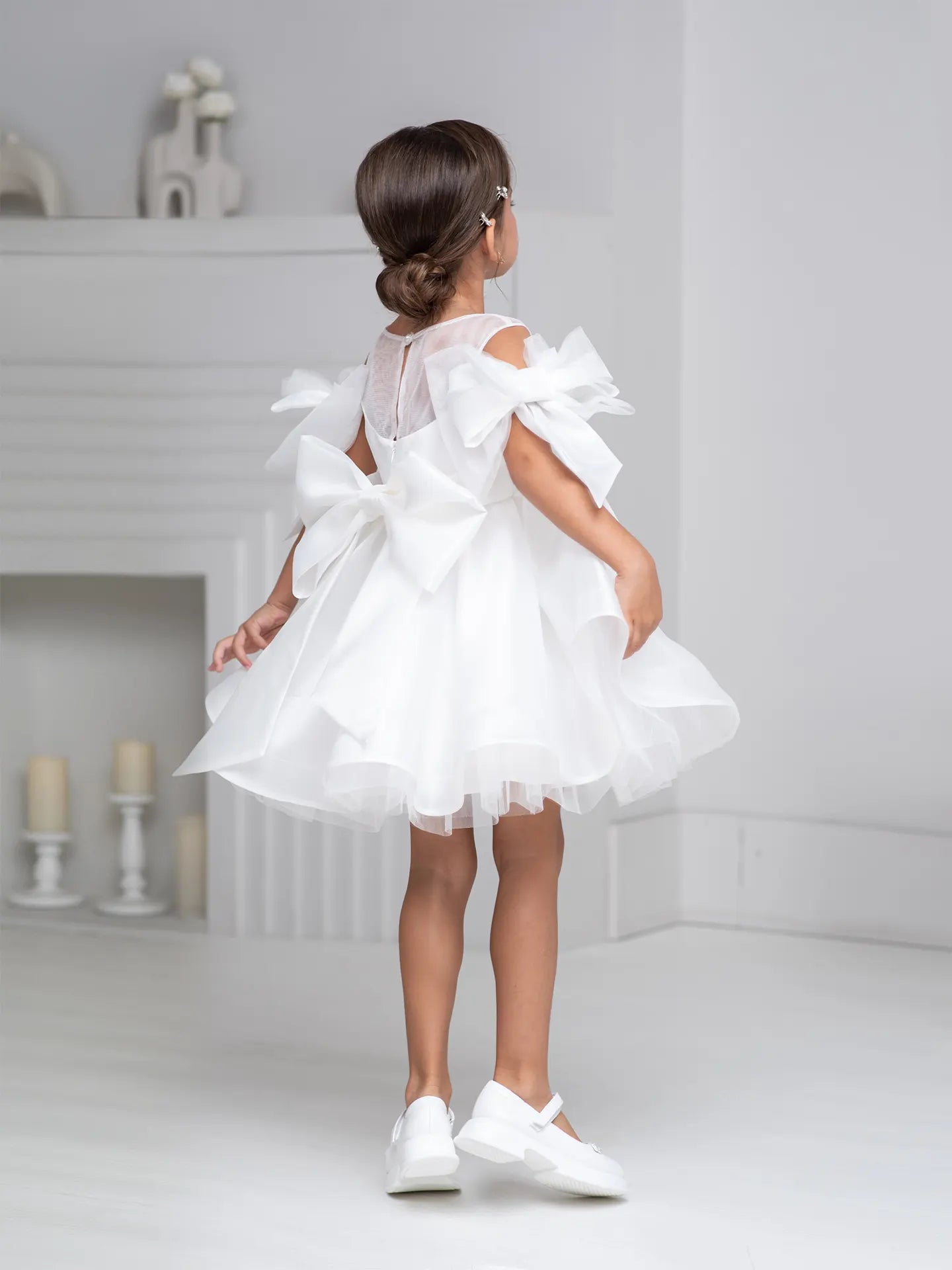 Bello Formal dress with bows for a young princess off white