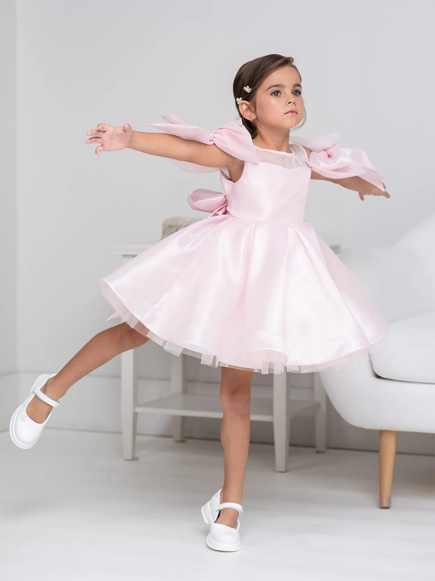 Bello Formal dress with bows for a young princess pink