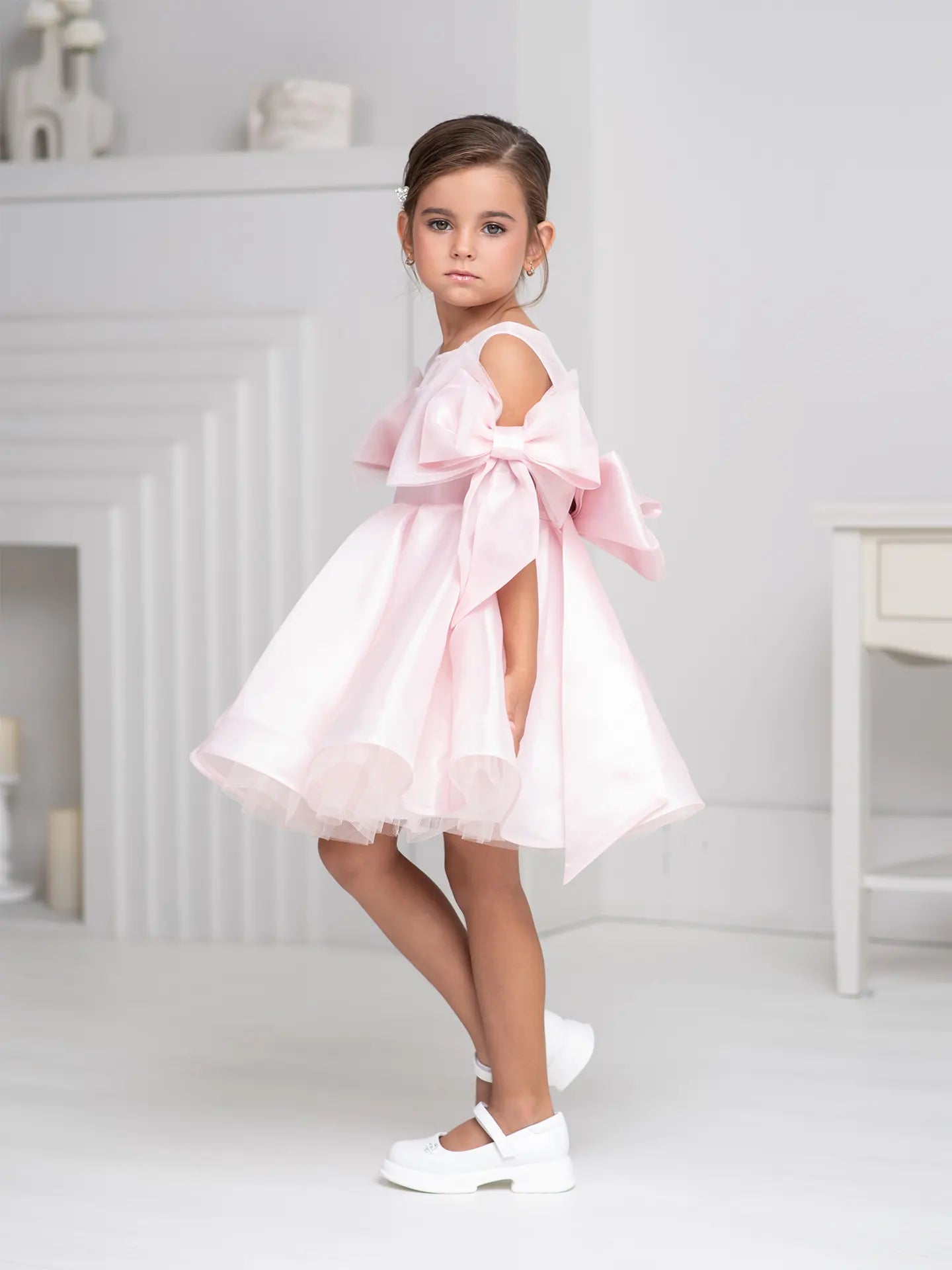 Bello Formal dress with bows for a young princess pink