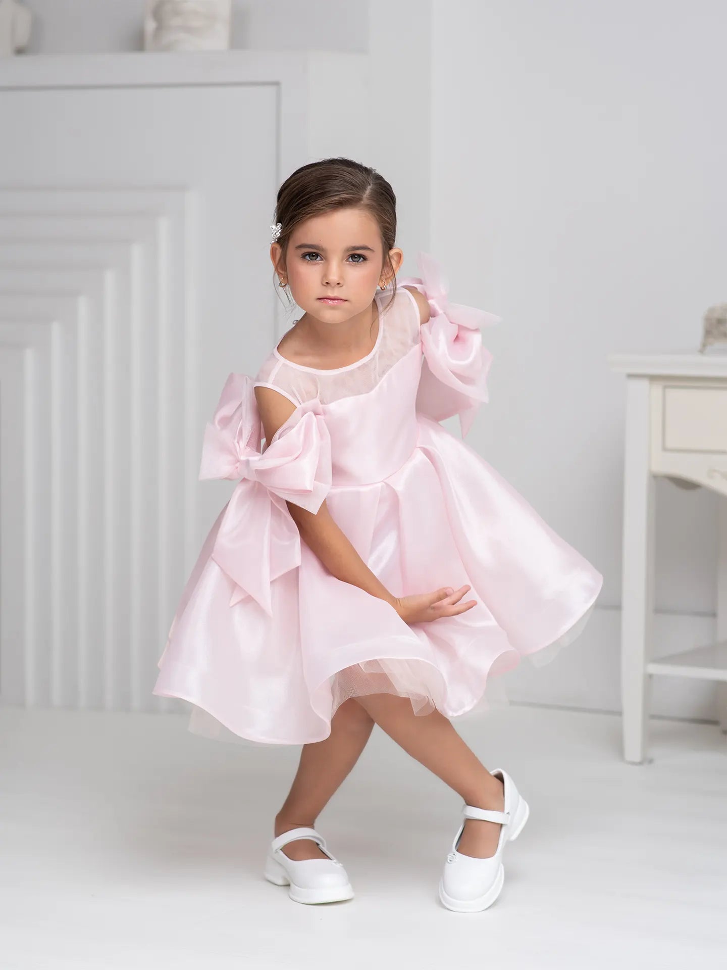 Bello Formal dress with bows for a young princess pink