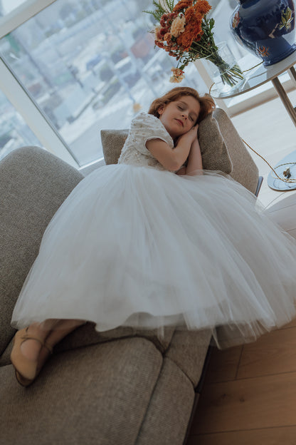 Sofy A real royal dress off-white