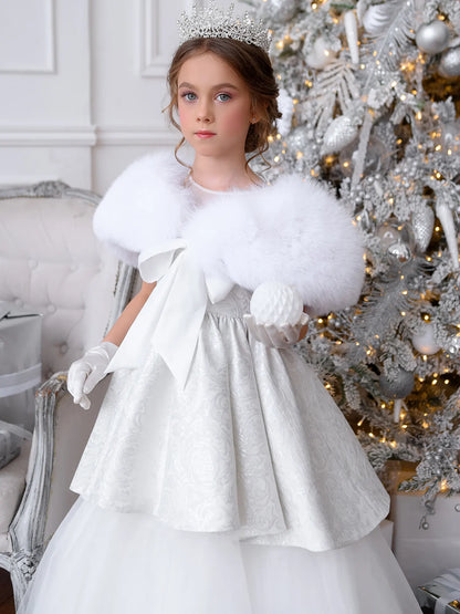 Snow Queen Luxurious festive dress with a removable collar