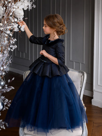 Duchess An exquisite dress for a special occasion with fur and embroidery